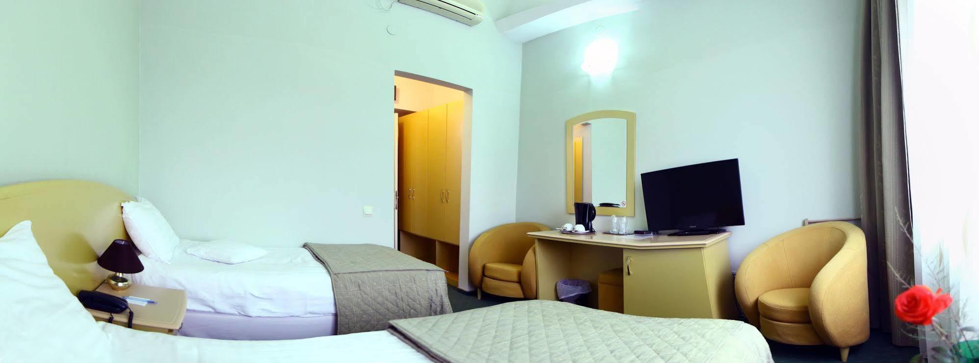 Eurohotel Baia Mare Extérieur photo